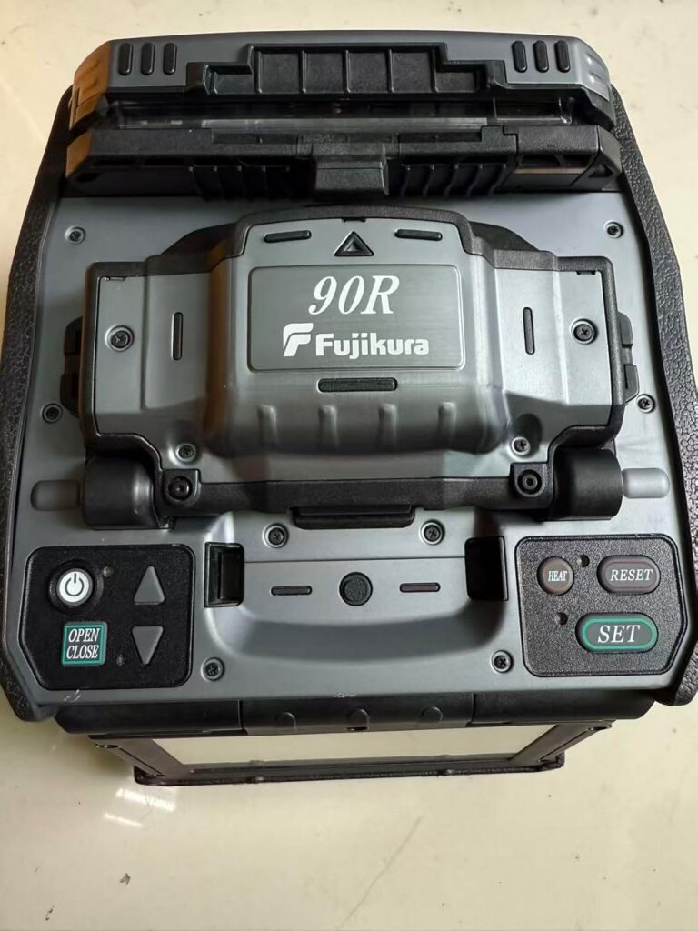 Image 1 of Fujikura FSM-90R review